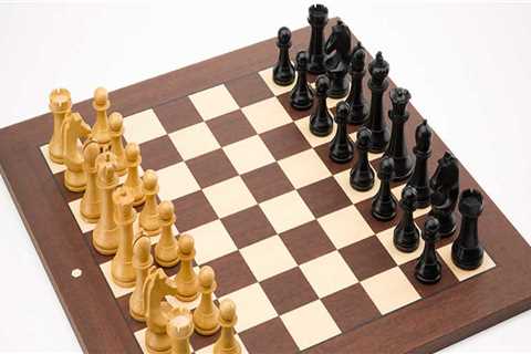 What is the size of international chess board?