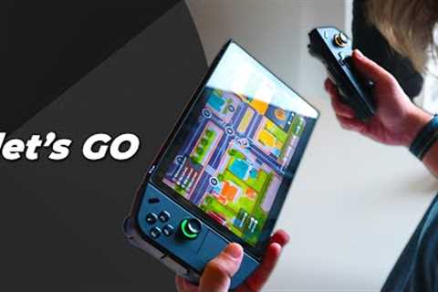 Lenovo Legion Go Hands-on: Windows-powered Nintendo Switch?!