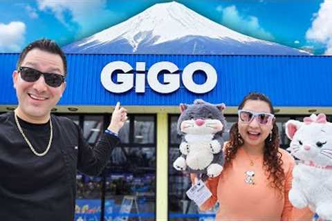 This Claw Machine arcade has a view of MT. FUJI!